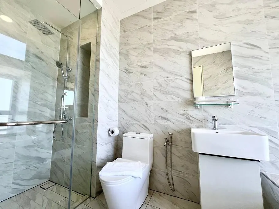 New Imperio Studio 2Pax-Sea-View Melaka-Bathub 0*, Malakka Malezya